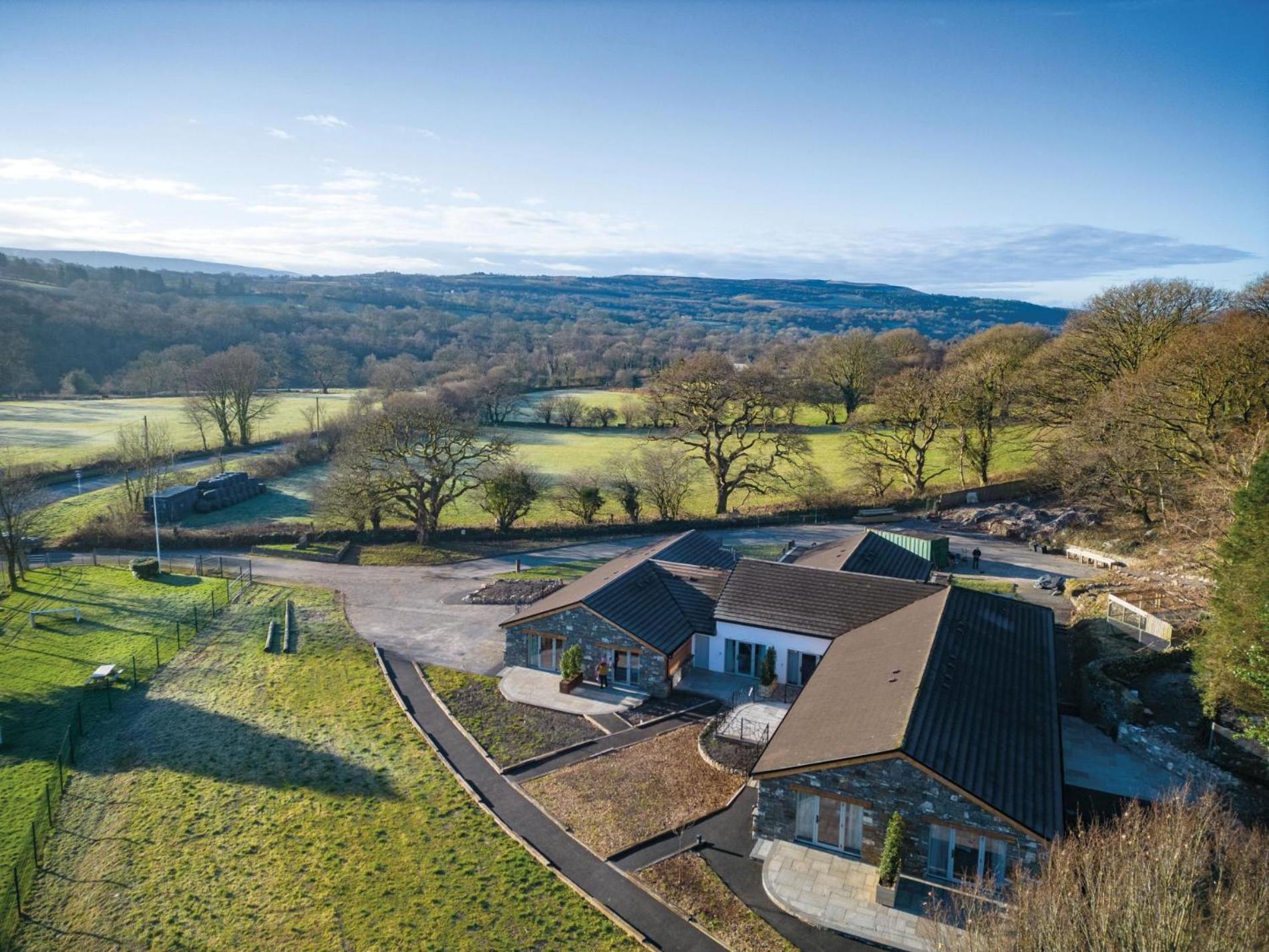 Suite 3 - Sleeping Giant Hotel - Pen Y Cae Inn Brecon Exterior photo