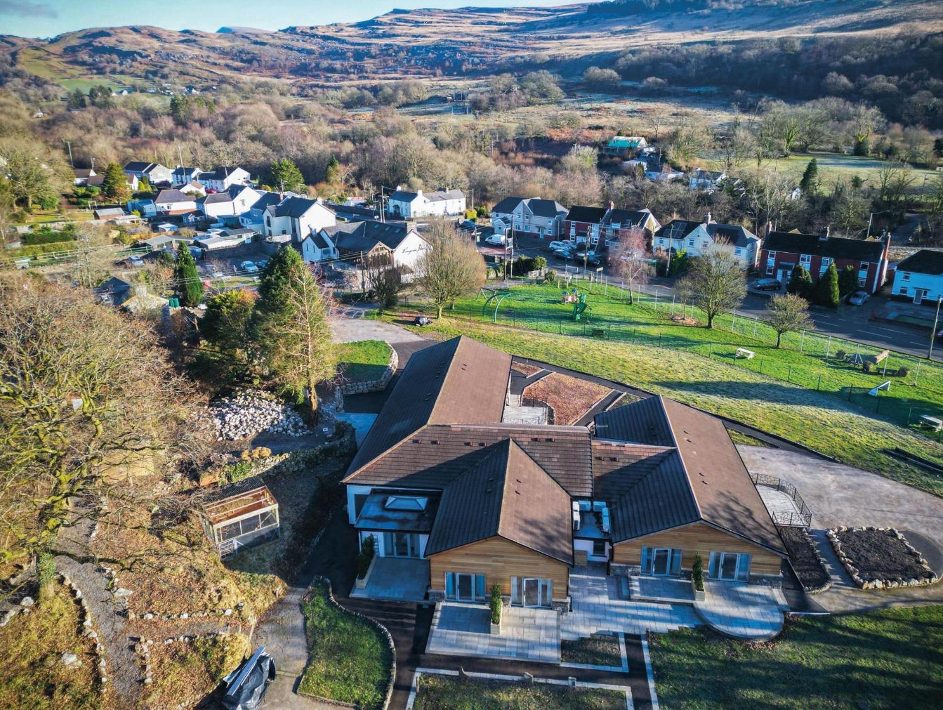 Suite 3 - Sleeping Giant Hotel - Pen Y Cae Inn Brecon Exterior photo